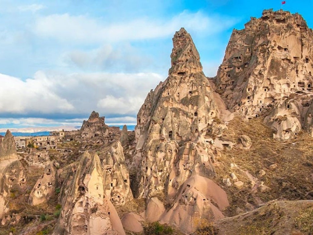 Uçhisar Kalesi Görsel 3